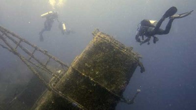 Diving the Waikato - turret